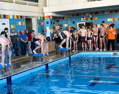 В Саранске состоялись соревнования по плаванию в рамках школьной Спартакиады