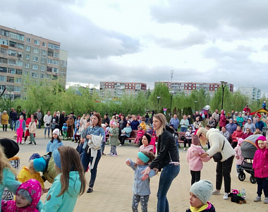 В Октябрьском районе городского округа Саранск в Парке Победы 1 мая прошел праздник  «Первомайское веселье» 	